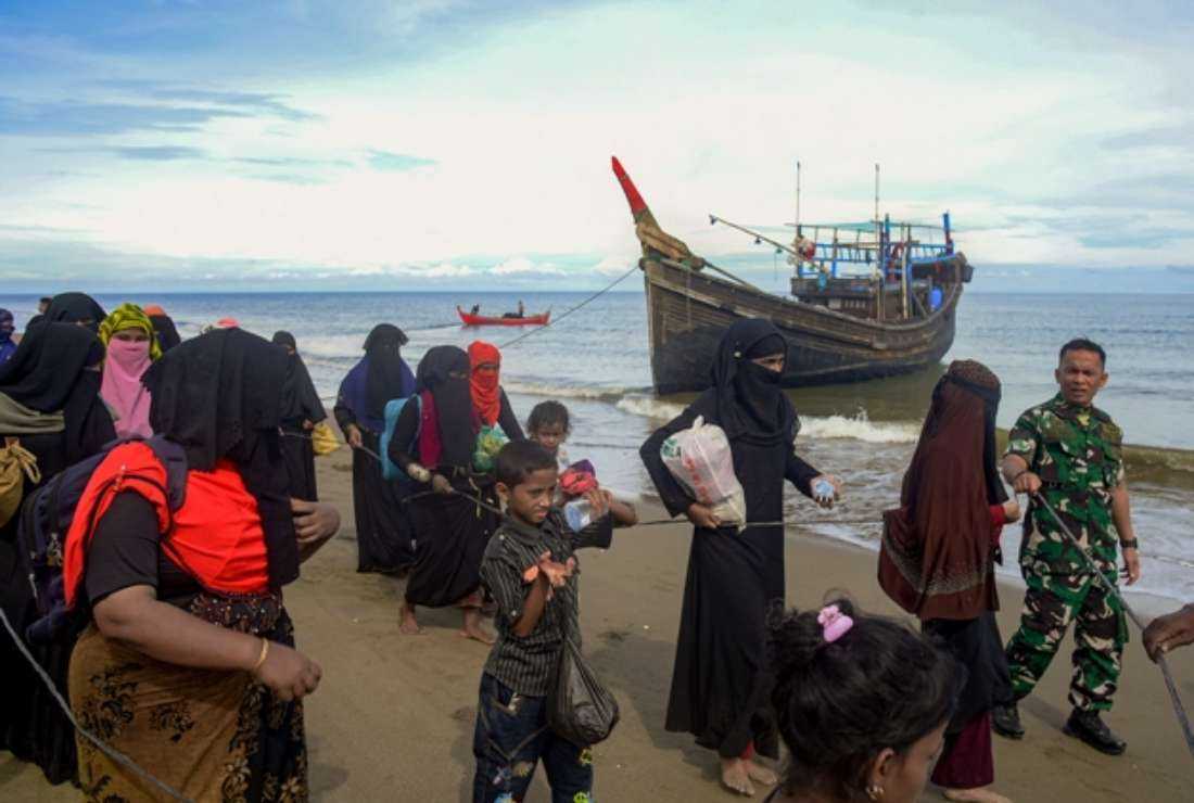 Call To Save Hundreds Of Rohingya Adrift At Sea Uca News