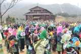 Hmong live faith despite religion restrictions