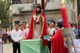 Vietnamese Catholics enact Passion of Jesus