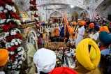 Pakistanis celebrate Baisakhi at Gurdwara Punja Sahib