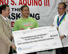 Bishop rejects Aquino's gambling-sourced fund
