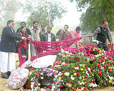 Pakistan Christians salute slain governor