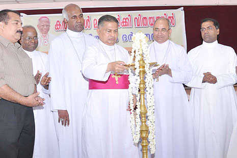 Church remembers Vithayathil