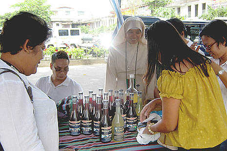Church promotes tribes’ products