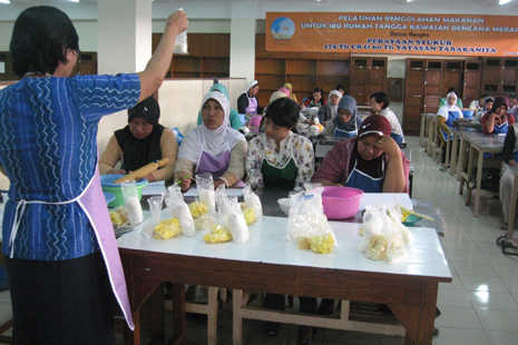 Volcano victims learn to bake a cake