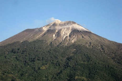 Health fears for volcano refugees - UCA News