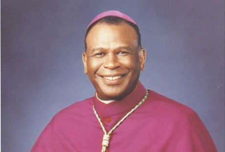 Bishop sacks priest for improvising prayers during Mass