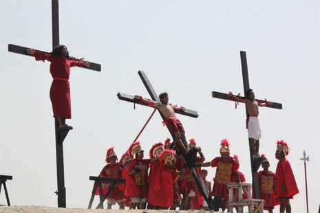 Bishops warn against crucifixions
