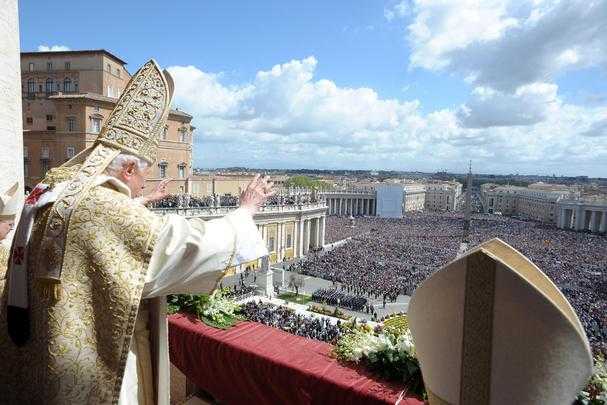 Pope implores Syria during Easter message