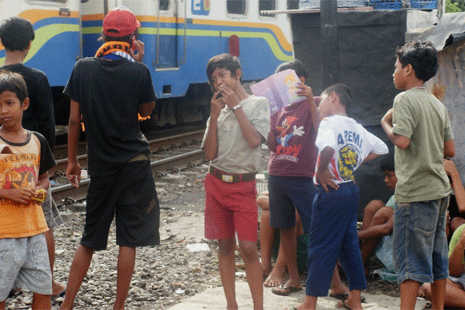 Urgent calls for action on Indonesia's child smokers