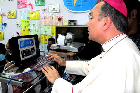Nuns go online to boost community