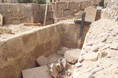 Christian graves desecrated in Karachi