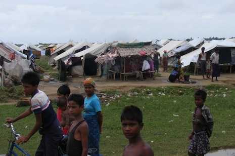 Even aid workers are not safe from Rohingya-Rakhine clashes
