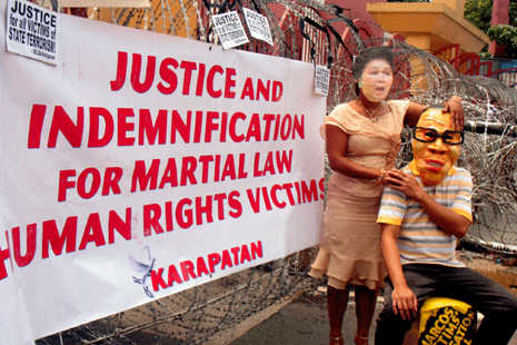 Student march commemorates martial law