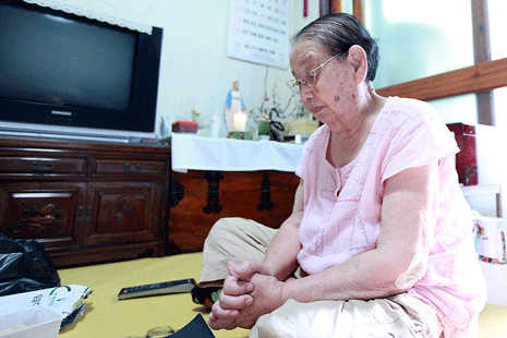 A lonely end to life for more South Koreans