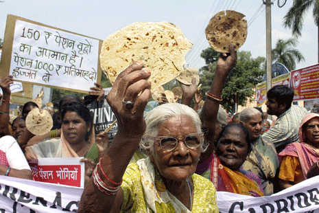 Bhopal survivors march for pension rises