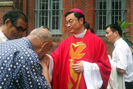 Shanghai Religious undergo re-education 