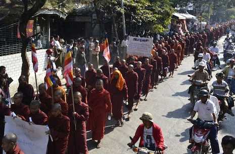 Monks continue nationwide protest