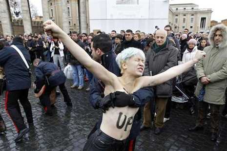 'Femen' protesters disrupt pope's weekly message