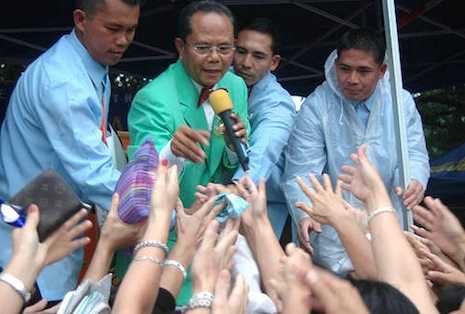 Philippine bishop warns against endorsing politicians