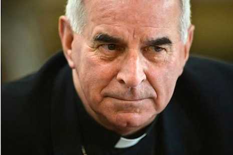 Disgraced Scottish cardinal told to leave the country