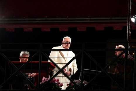 Pope's spontaneous remarks leave Vatican in a spin
