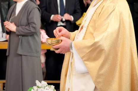 Irish bishop bans shared Communion at interfaith event