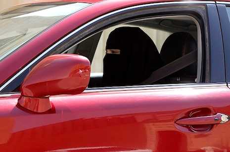Saudi Arabia warns of punishments for women