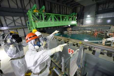 Urgent demands for expert help in dismantling Fukushima