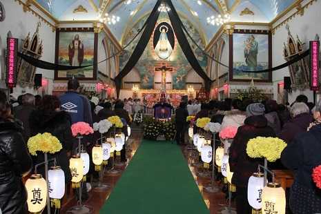 China government-Church standoff over bishop's burial