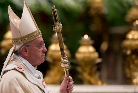 Pope orders senior clergy to hear confessions in local church