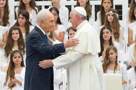 Pope's date with Israel and Palestine presidents set