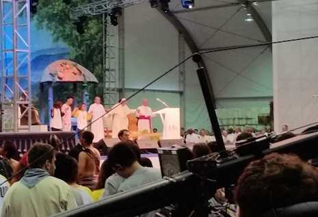 Hong Kong youth moved to tears by Pope Francis' remarks at AYD event