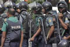 Clashes in Bangladesh a day after Islamist leader sentenced to hang