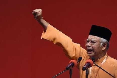 Malaysia's Najib reverses vow to scrap controversial sedition law