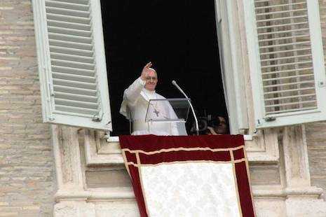 Pope Francis sends message of hope to Christians being 'driven from Mideast'