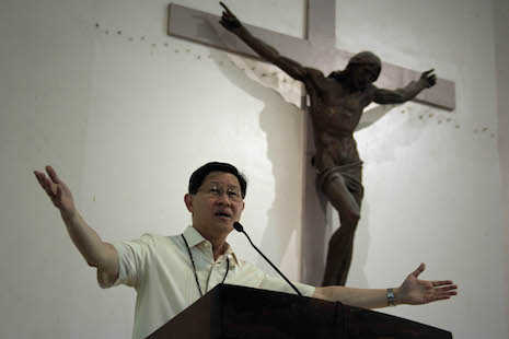 Tagle urges Filipinos to fast during Lent to feed poor children