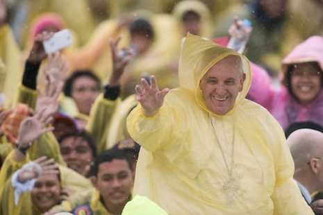 Francis most trusted pope, Filipino survey says