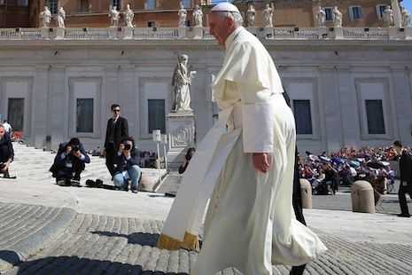 Pope says war 'impoverishes the family'