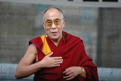 In Brisbane, Dalai Lama leads multi-faith congregation in prayer
