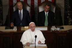Pope to US Congress: Stop bickering