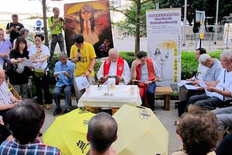 On protest anniversary, Hong Kong cardinals stress dialogue, solidarity