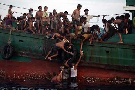 Philippines latest Asian nation to stand in for Australia on refugees