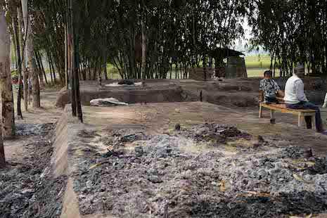 Mob burns down Catholic homes in Bangladeshi village