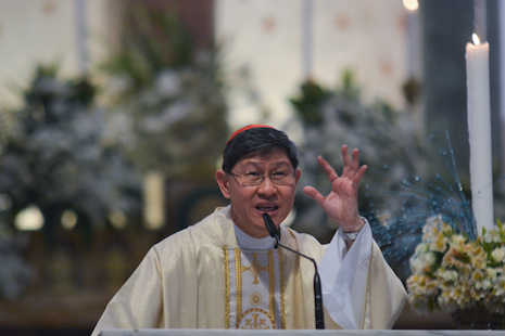 Cardinal Tagle warns clergy against doing politicians favors - UCA News