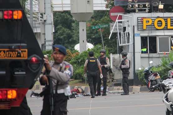 Jakarta Archdiocese condemns bombing outside mall