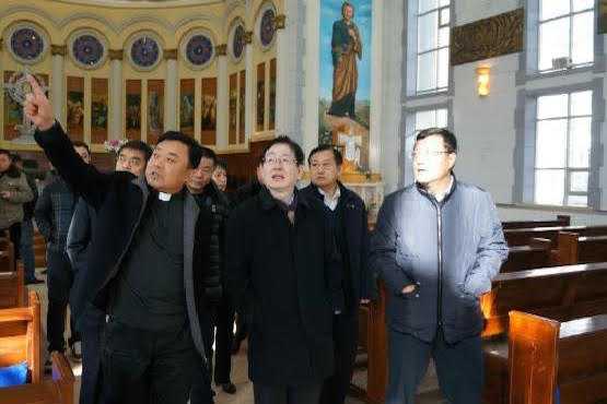 China, Vatican negotiate further on bishop appointments
