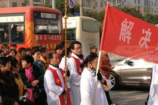 Chinese Catholics seek return of confiscated compound