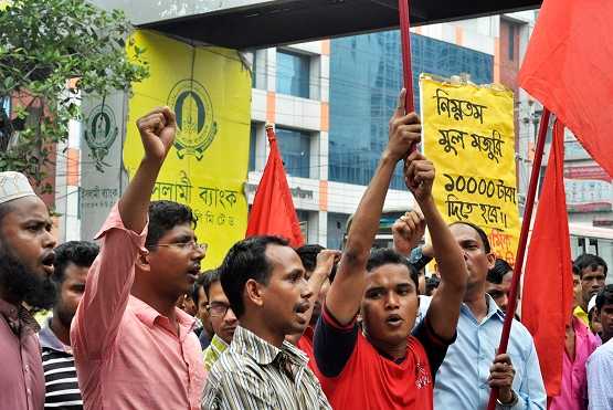 Bangladesh garment workers demand 'living wage'