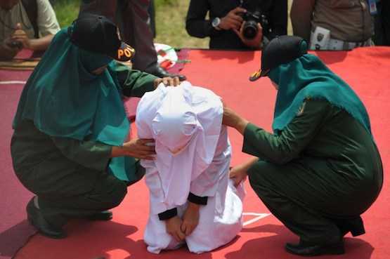 Christians criticize caning of first non-Muslim in Aceh